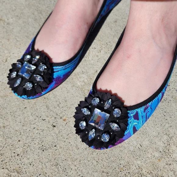 š„³SALE!š„³Adrienne Vittadini Rhinestone flats - Picture 12 of 15